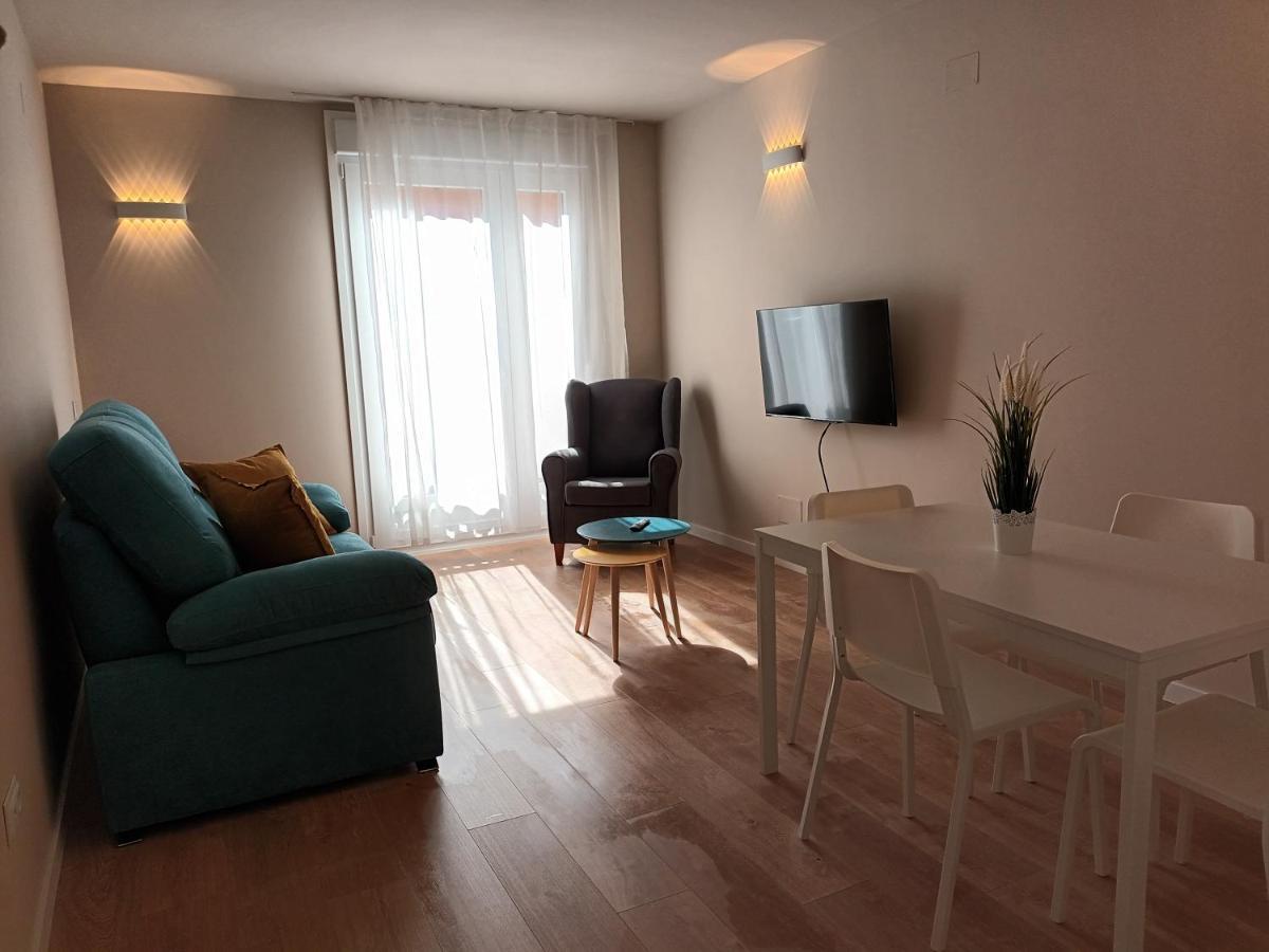 La Casona Del Eboni Apartment Alcala de Henares Bagian luar foto