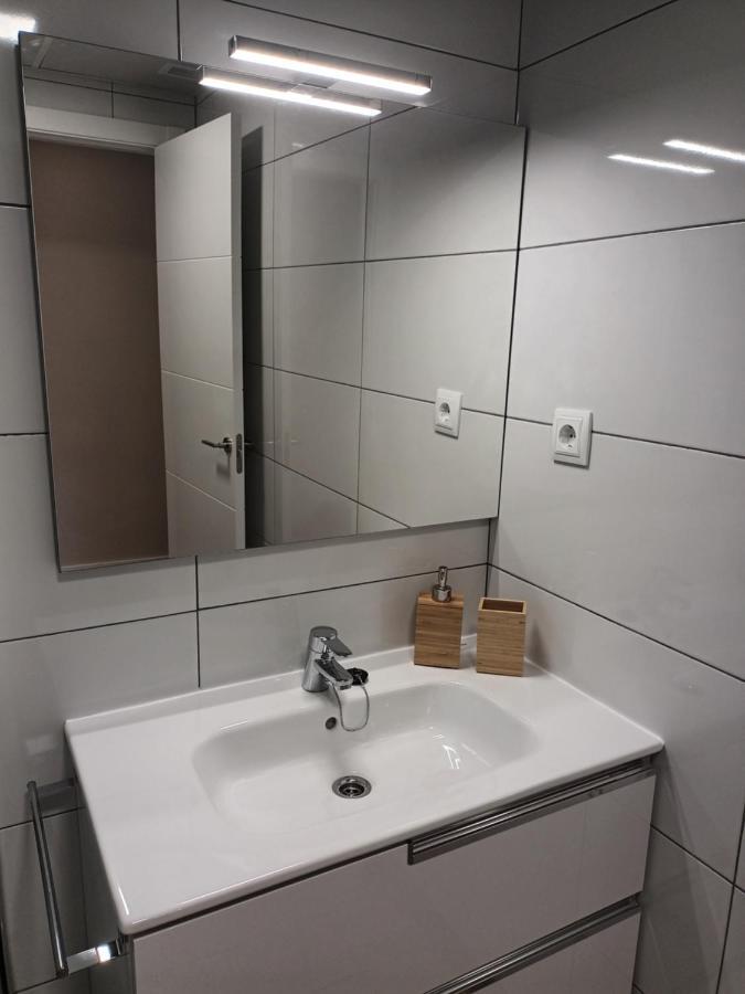 La Casona Del Eboni Apartment Alcala de Henares Bagian luar foto