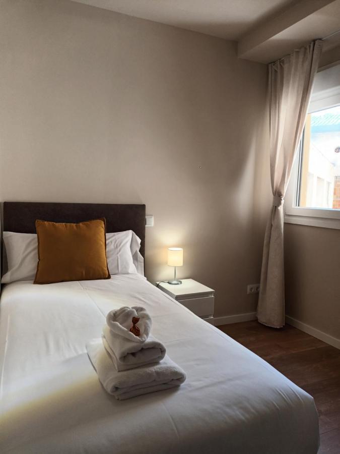 La Casona Del Eboni Apartment Alcala de Henares Bagian luar foto